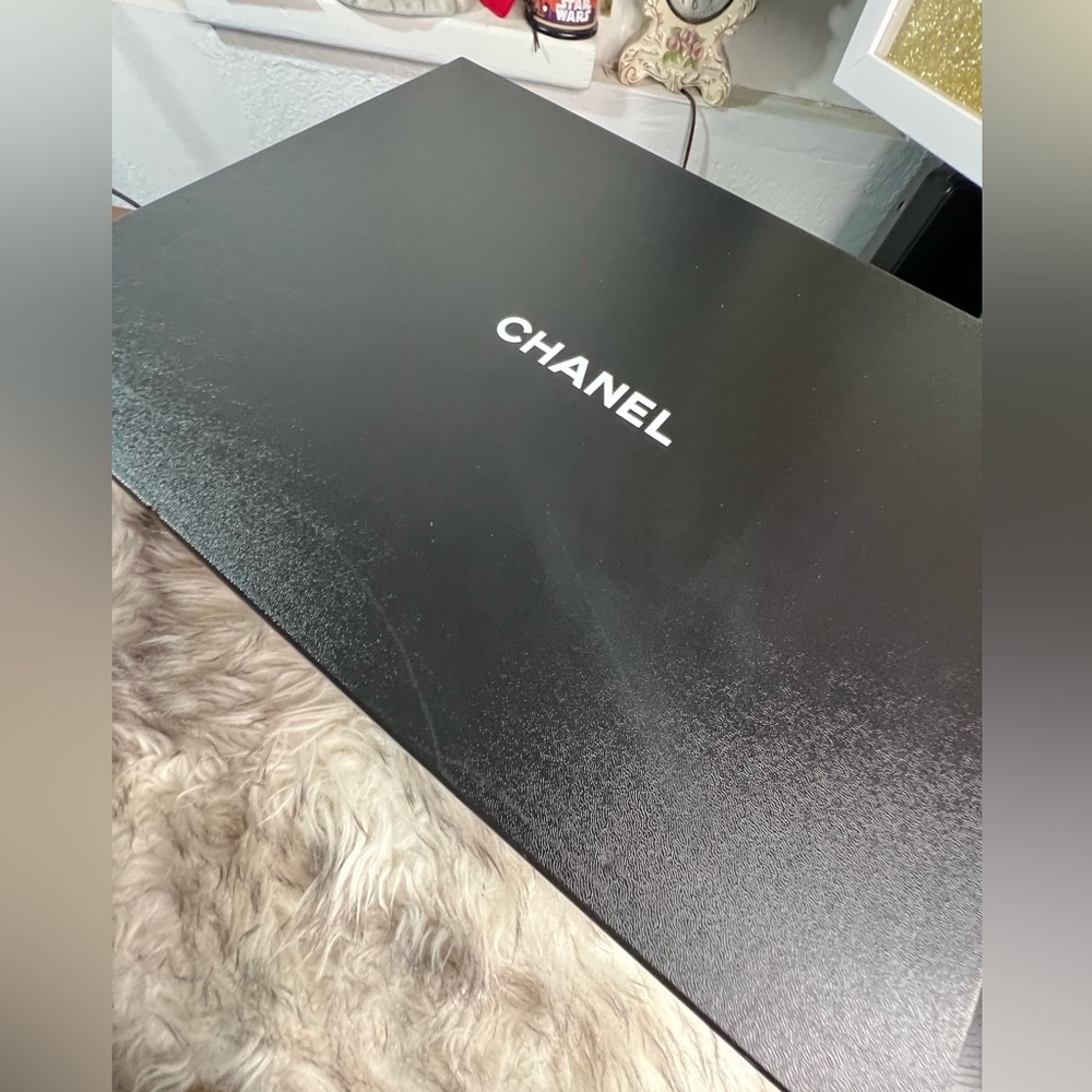 CHANEL shoe empty box - Picture 9 of 12